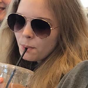 Meet your Posher, Savannah